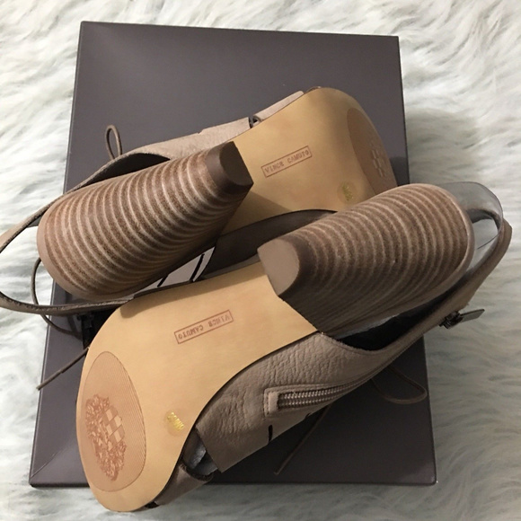 Vince Camuto Estie 9 Heels Taupe Beige Open Toe - Picture 8 of 8